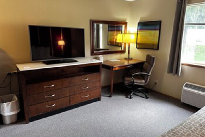 Room 85 of 390
