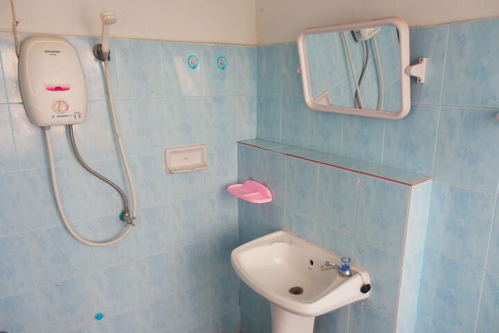 Room 17 of 29