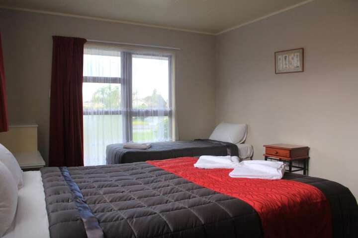 Room 6 of 36
