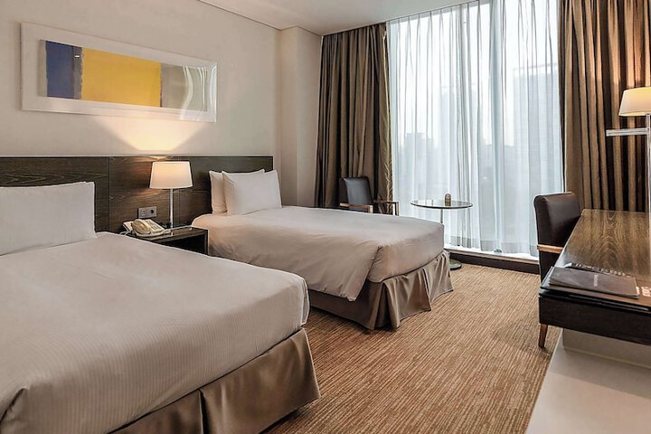 Room 20 of 97