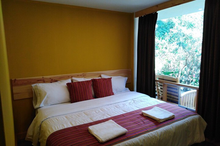 Room 18 of 49