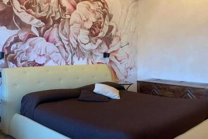 Room 4 of 13