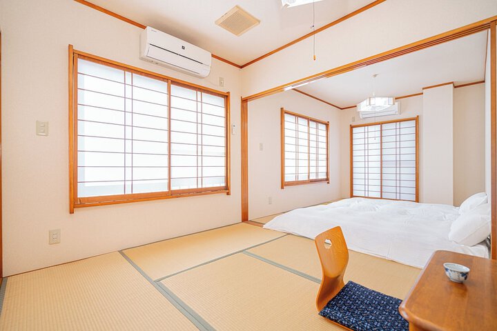 Room 2 of 31