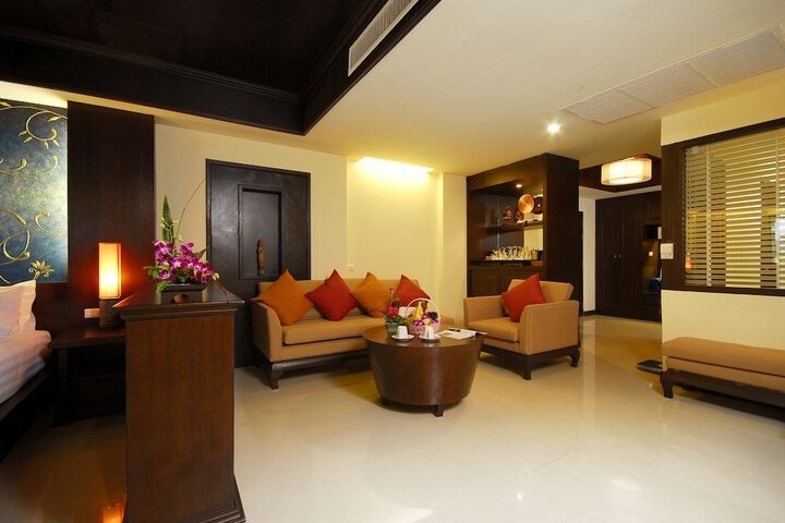 Room 12 of 41