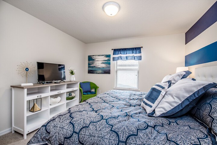 Room 16 of 47