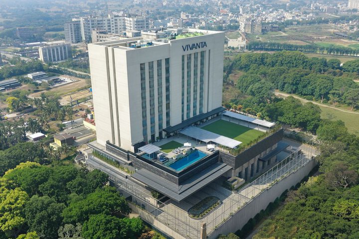 Hotel 56 of 58