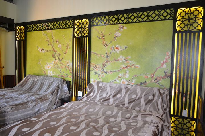 Room 20 of 146