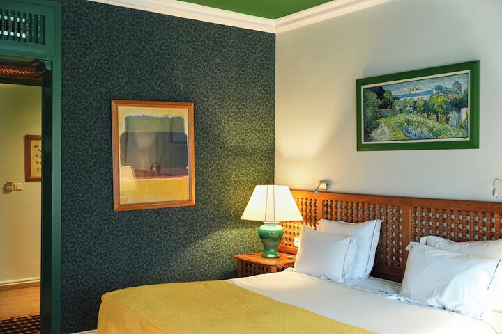 Room 37 of 133