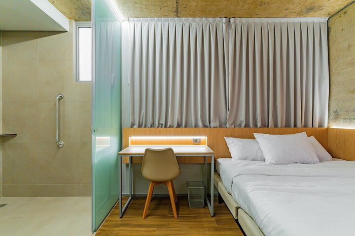 Room 19 of 71