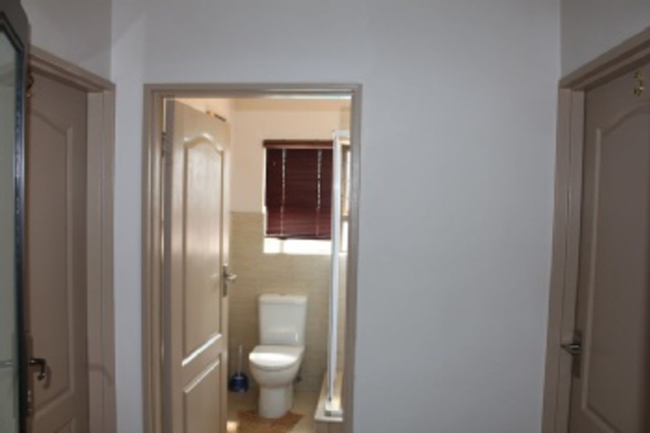 Room 130 of 252