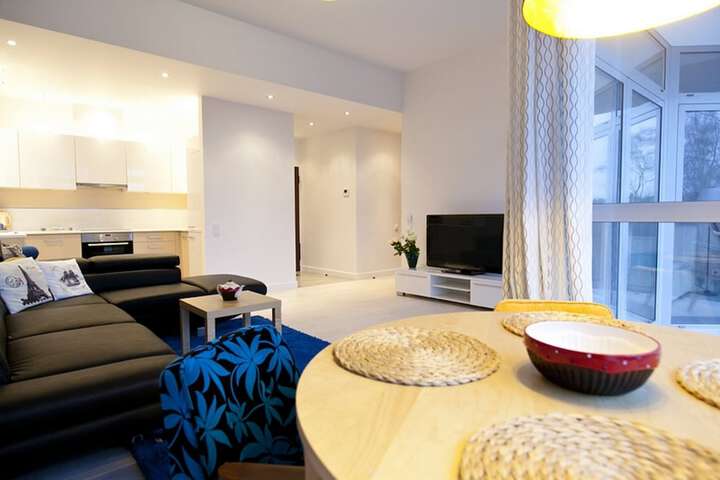 Room 119 of 272