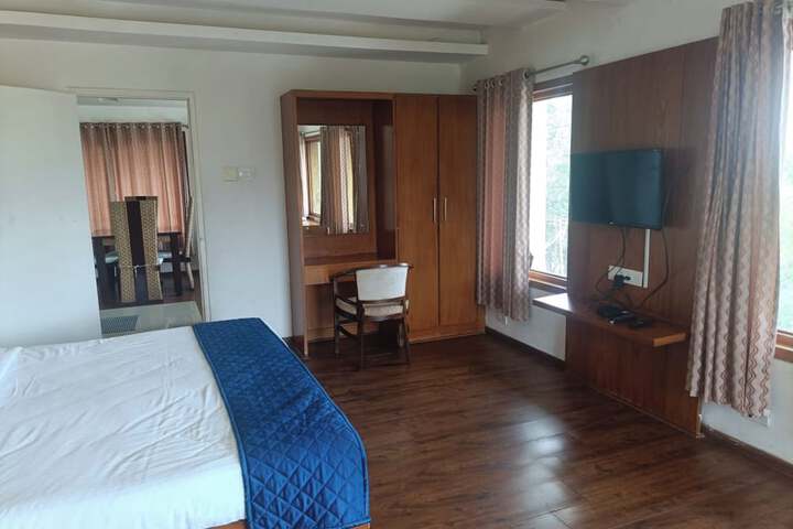 Room 11 of 54