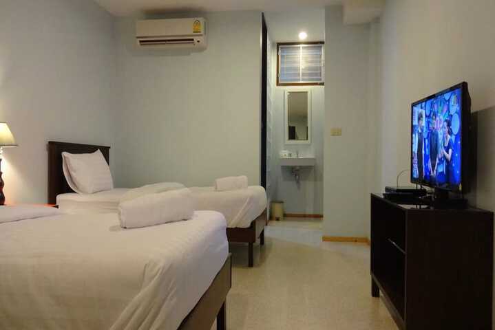 Room 14 of 45
