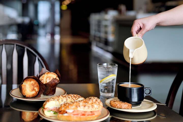 Breakfast/Coffee Service 77 of 130