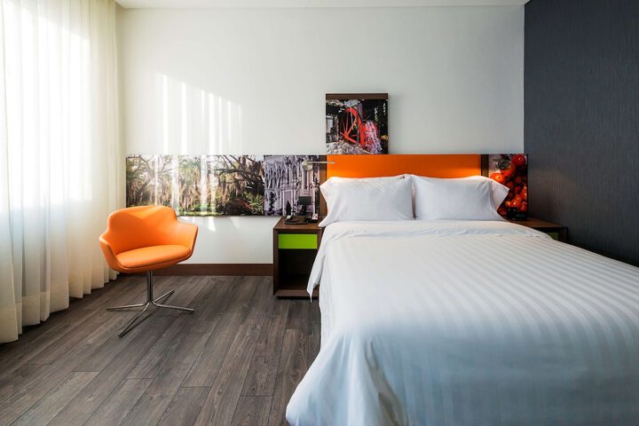Room 21 of 68
