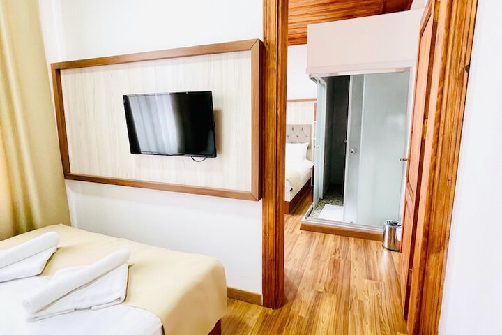 Room 22 of 52