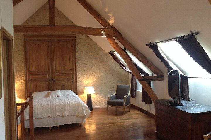Room 8 of 63