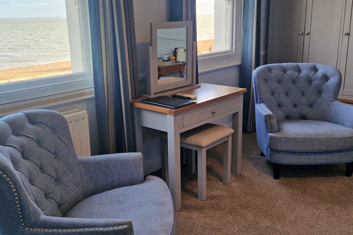 Room 4 of 29