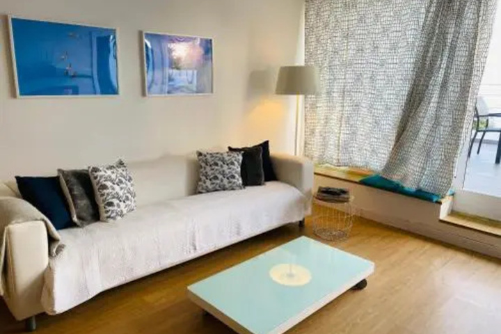Room 4 of 21