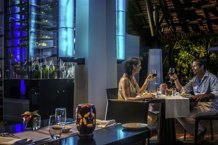 Dining 70 of 115