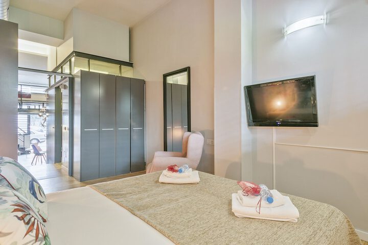 Room 5 of 101