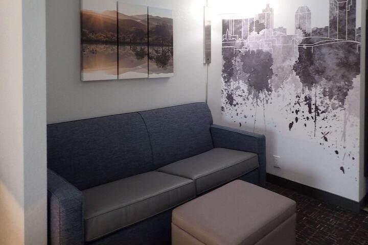 Room 20 of 49
