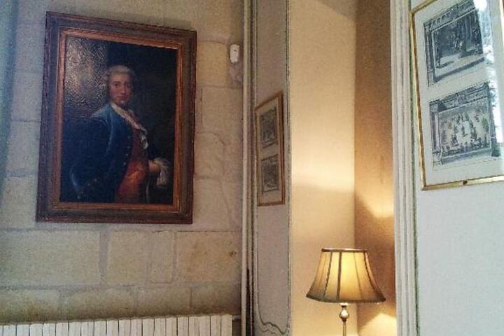 Room 7 of 40