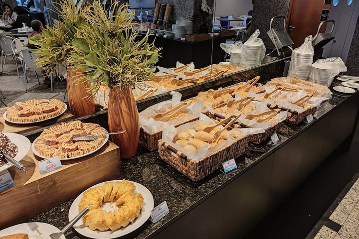 Breakfast/Coffee Service 118 of 141