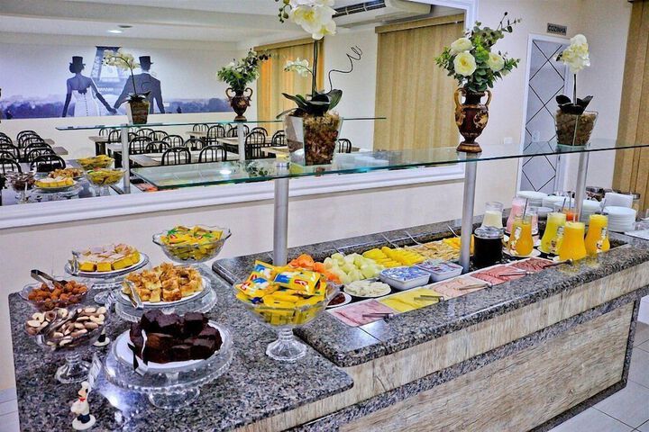 Breakfast/Coffee Service 40 of 42