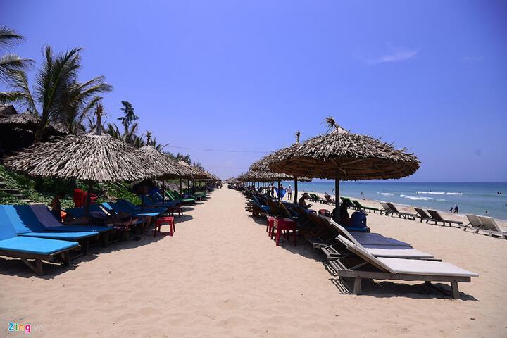 Beach 32 of 47