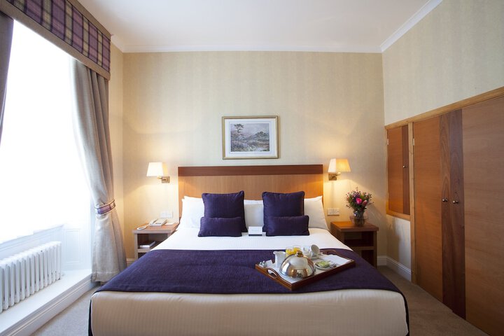 Room 42 of 78