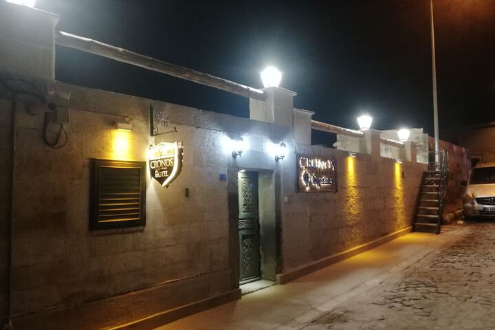 Cronos Cappadocia Cave Hotel