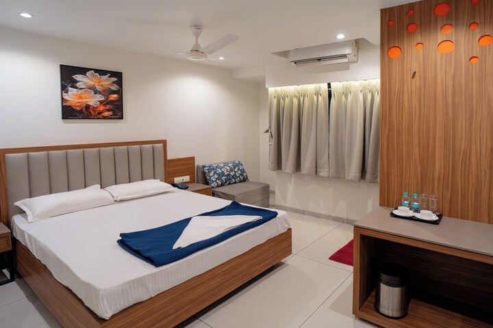 Room 19 of 25