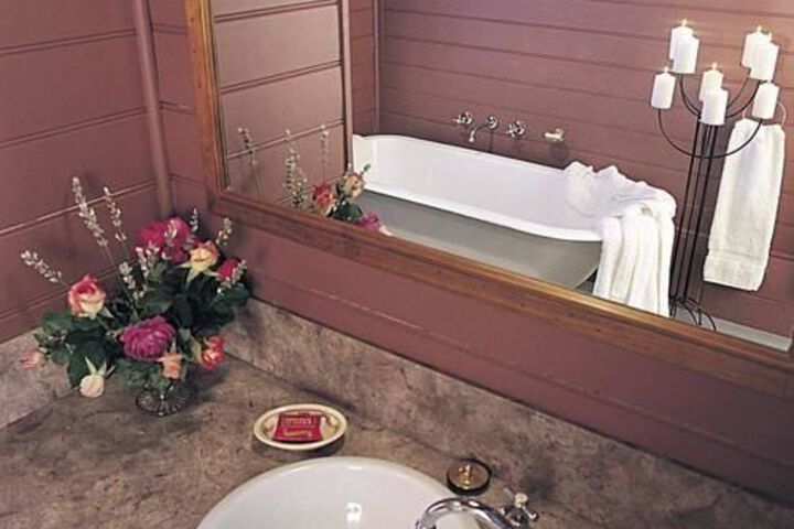 Room 15 of 26