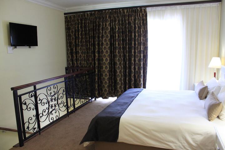 Room 16 of 52