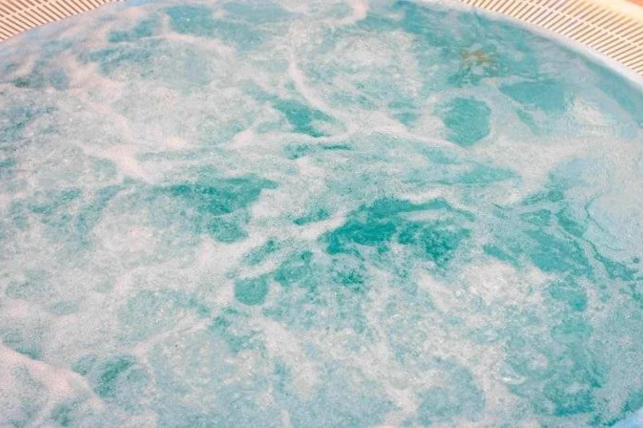 Pool 15 of 28
