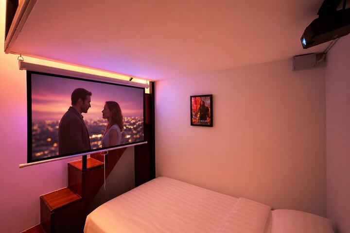 Room 87 of 121
