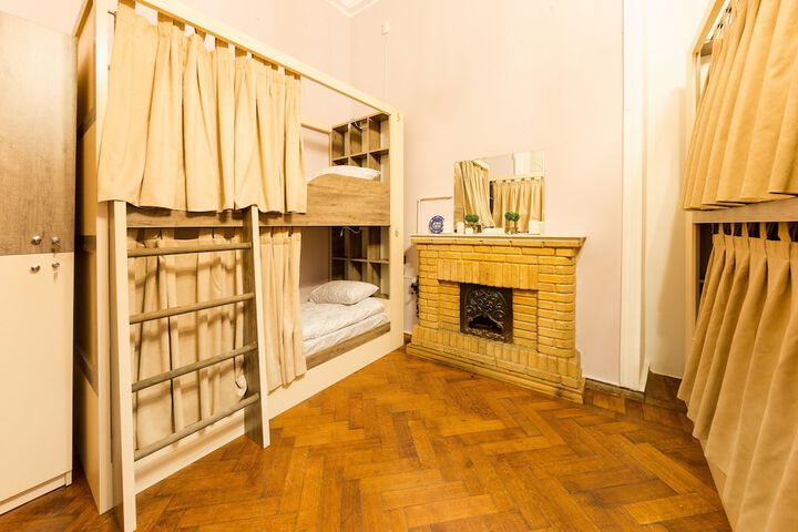 Room 3 of 25