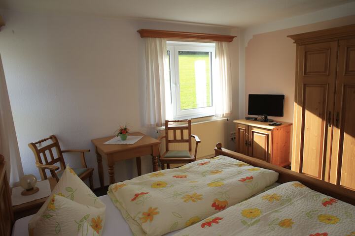 Room 3 of 5