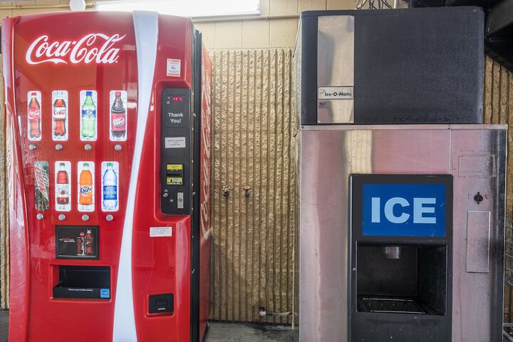 Vending machine