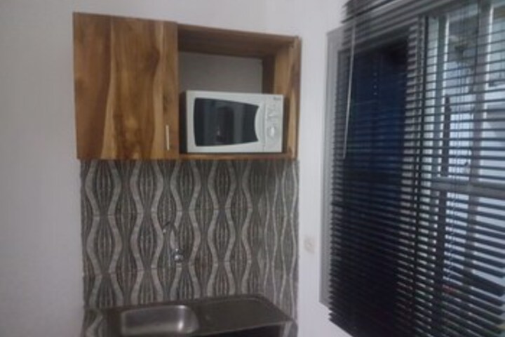 Room 37 of 40