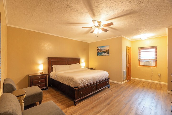 Room 20 of 100