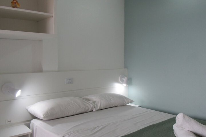 Room 21 of 113