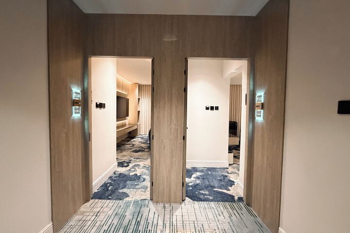 Room 29 of 48
