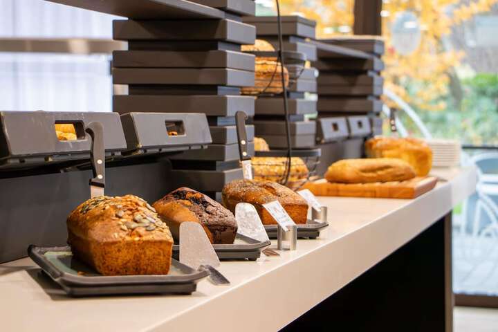 Breakfast/Coffee Service 53 of 100