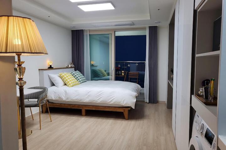 Room 277 of 640
