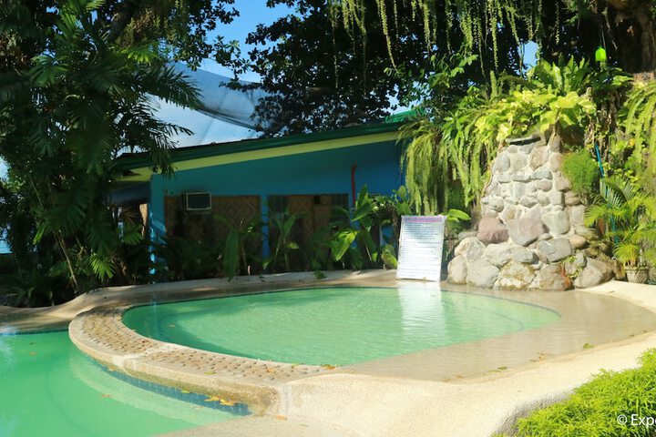 Hotel with Pool
