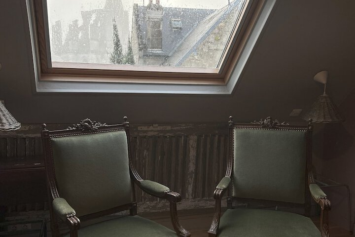 Room 6 of 68