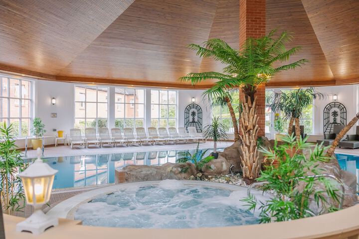 Pool 75 of 113