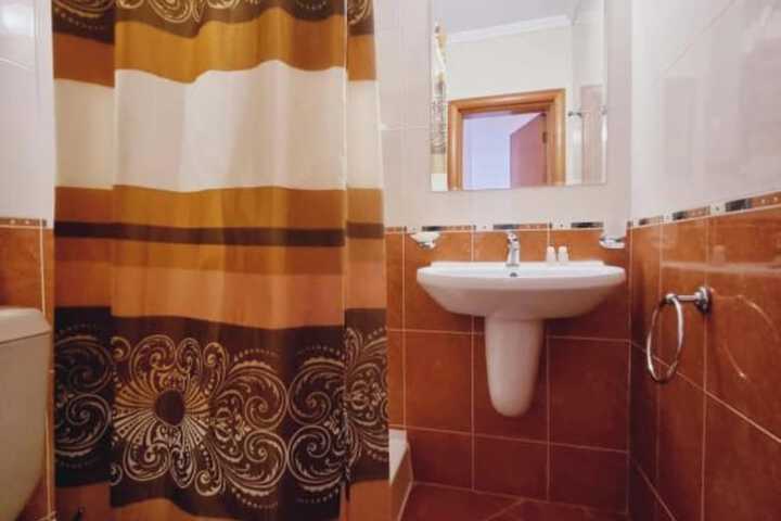 Room 70 of 137